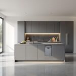 Cuisine ouverte moderne avec îlot central et poubelle intégrée discrètement dans un meuble bas.
